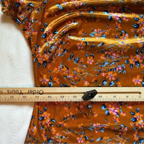 NEW Savage Fenty Psychedelic Velvet Slip Mini Dress Open Back M Orange Floral - Picture 5 of 14